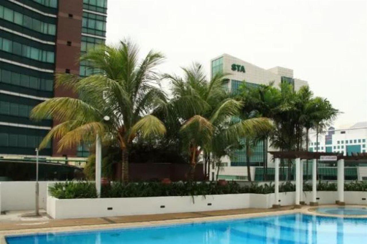 Hock Lee Hotel&Residences Kuching Buitenkant foto