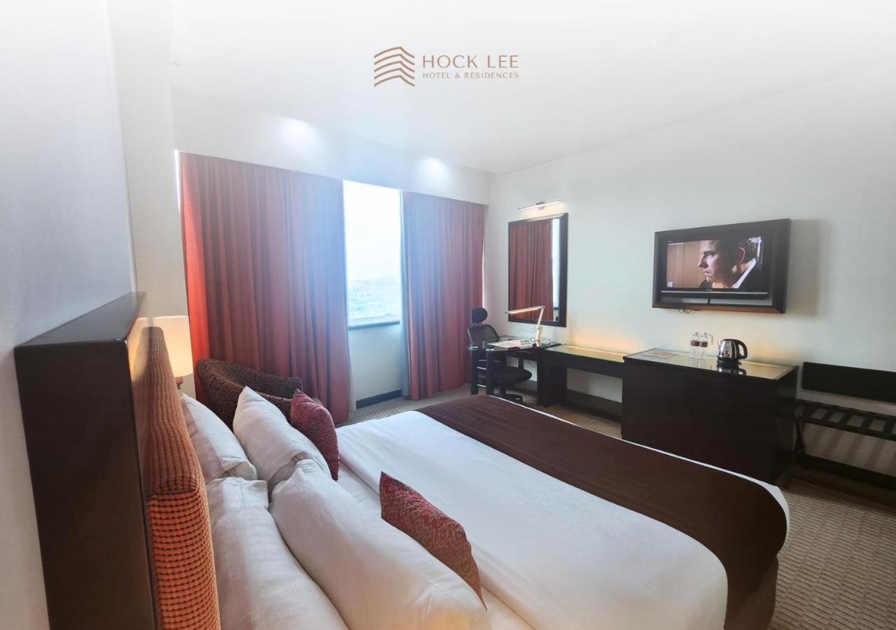 Hock Lee Hotel&Residences Kuching Buitenkant foto